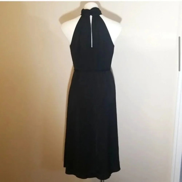 Banana Republic Twist-Neck Satin Dress - Picture 7 of 13